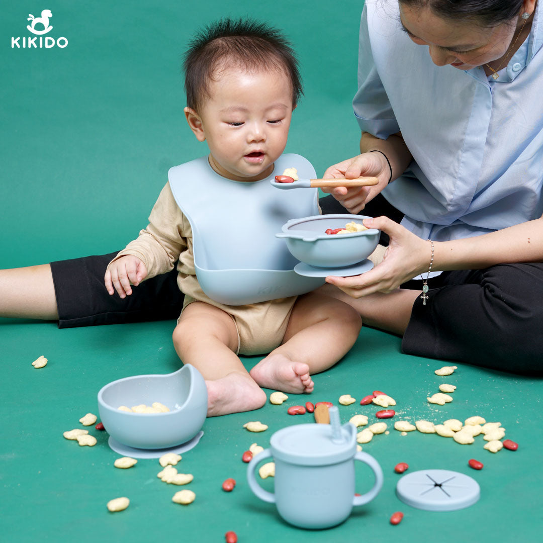 Kikido - Nomnom Feeding Set Blueberry - Set Alat Makan Silikon Bayi